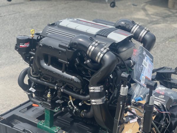 Mercruiser 300 HP Inboard Engine 6.2L MPI Sterndrive