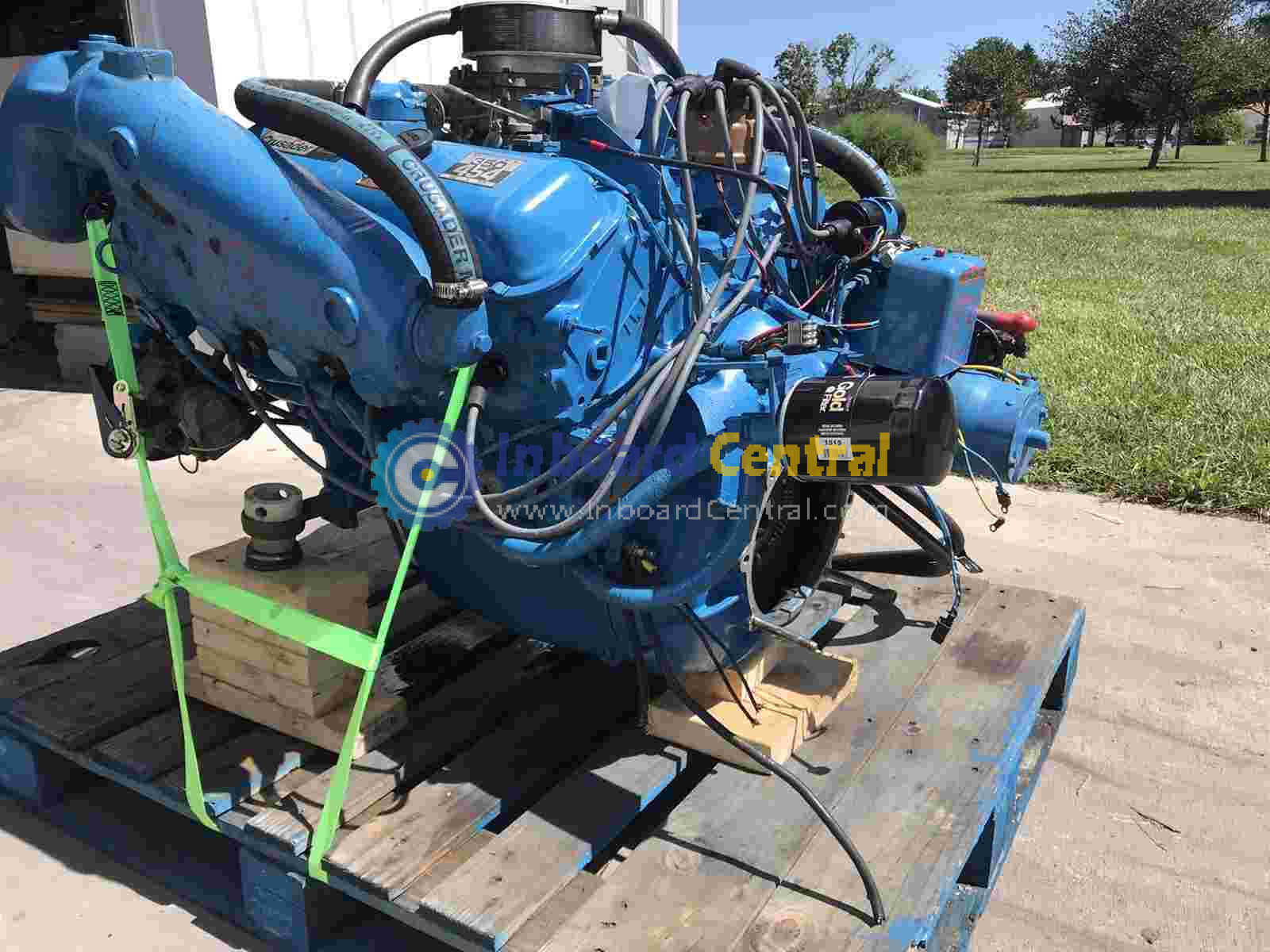 Mercury 7.4 L 454 V8 Crusader Marine Inboard