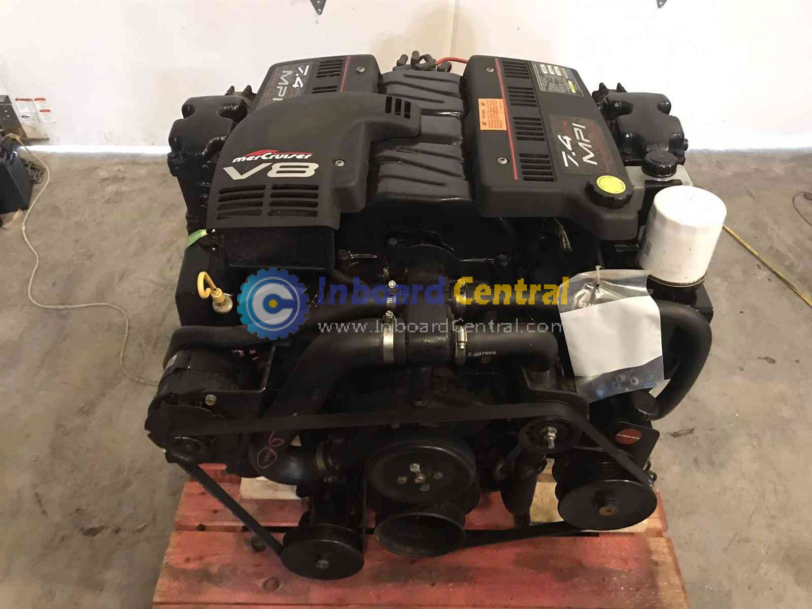 Mercury MerCruiser 7.4 MPI 454 V8 Marine Engine