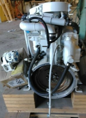 Cummins 4B 150 HP Diesel MARINE Engine